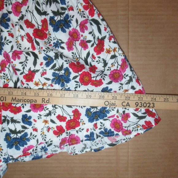 American Eagle Floral V-Neck Romper | Size Small - Picture 9 of 14